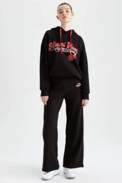 DeFactoFit NBA Miami Heat Sürdürülebilir Palazzo Eşofman Altı 17 DeFactoFit NBA Miami Heat Sürdürülebilir Palazzo Eşofman Altı -Tunik Style Z1658AZ 22AU BK81 06 03