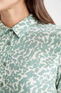 DeFacto Regular Fit Gömlek Yaka Baskılı Uzun Kollu Tunik 20 DeFacto Regular Fit Gömlek Yaka Baskılı Uzun Kollu Tunik -Tunik Style Z5833AZ 23SP TR377 09 01