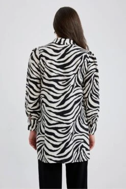 DeFacto Regular Fit Zebra Desenli Uzun Kollu Tunik -Tunik Style Z5838AZ 23SP BK27 07 02