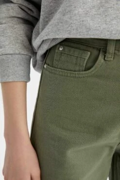 DeFacto Wide Leg Gabardin Uzun Boy %100 Pamuk Pantolon -Tunik Style Z6872AZ 22AU KH303 05 01