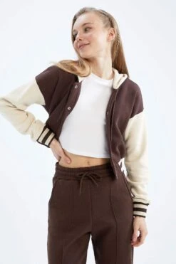 DeFacto Kolej Yaka Crop Bomber Ceket 13 DeFacto Kolej Yaka Crop Bomber Ceket -Tunik Style Z7400AZ 22WN BN1 03 02