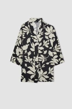 DeFacto Relax Fit Baskılı Saten Uzun Kollu Tunik -Tunik Style Z9638AZ 23SM BK81 10 01
